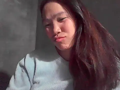 fanchunn online show from December 3, 2025, 1:21 pm