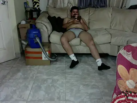 Snapshot of Diabloproducciones chatting on September 28, 2025, 1:45 am Diabloproducciones online show from September 28, 2025, 1:45 am