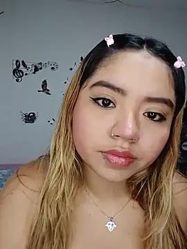 Emily  Hott online show from May 22, 2026, 11:47 pm