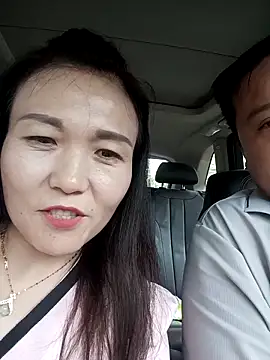 Snapshot of Joanna1122 chatting on October 10, 2025, 3:29 am Joanna1122 online show from October 10, 2025, 3:29 am