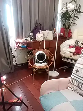 Snapshot of Joanna1122 chatting on October 8, 2025, 6:15 am Joanna1122 online show from October 8, 2025, 6:15 am