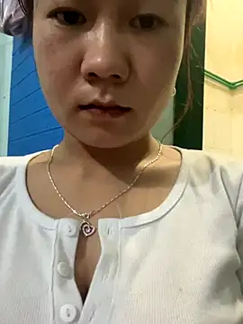 qinejr37 online show from September 13, 2025, 11:05 pm