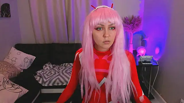 Mia meowXkiss online show from October 5, 2025, 3:47 pm