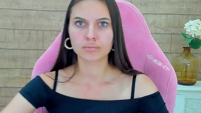 Snapshot of AlisaVersailles chatting on September 23, 2025, 4:03 pm AlisaVersailles online show from September 23, 2025, 4:03 pm