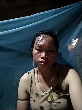   Ngoc20   online show from September 17, 2025, 5:20 am