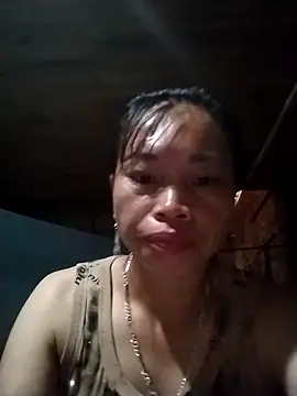   Ngoc20   online show from September 24, 2025, 4:52 am