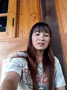 Snapshot of Mini3333 chatting on October 2, 2025, 8:40 am Mini3333 online show from October 2, 2025, 8:40 am