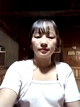 Snapshot of Mini3333 chatting on October 17, 2025, 10:22 pm Mini3333 online show from October 17, 2025, 10:22 pm