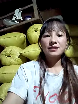 Snapshot of Mini3333 chatting on October 7, 2025, 10:11 pm Mini3333 online show from October 7, 2025, 10:11 pm