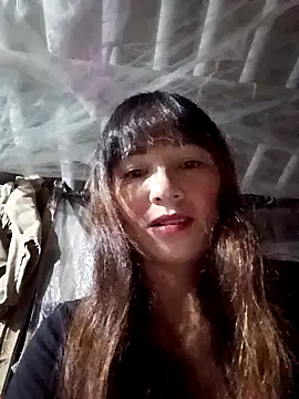 Snapshot of Mini3333 chatting on October 15, 2025, 12:35 pm Mini3333 online show from October 15, 2025, 12:35 pm