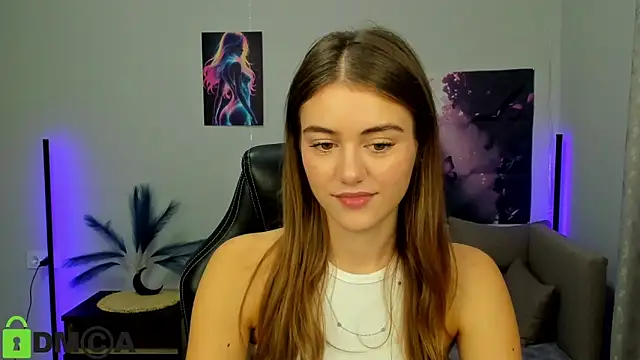 TracySpark online show from October 18, 2025, 6:48 am