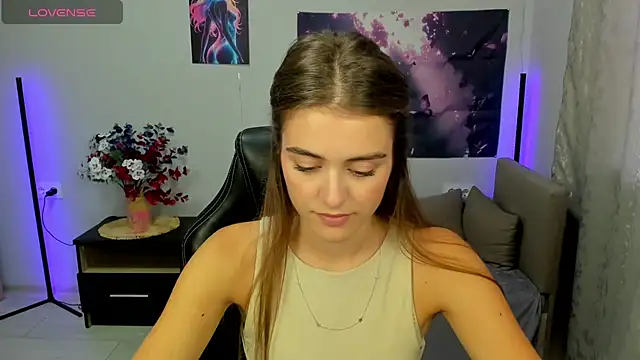 TracySpark online show from September 18, 2025, 10:07 am