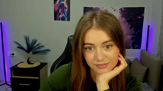 TracySpark online show from September 25, 2025, 5:46 am