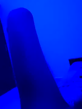 sanddyk99 online show from September 8, 2025, 6:51 pm