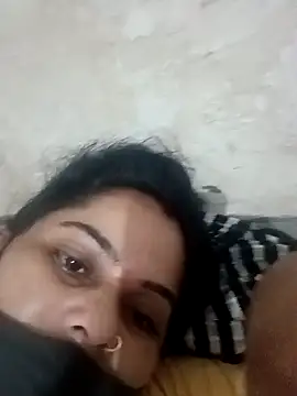 Snapshot of JULEE-740 chatting on September 22, 2025, 10:38 pm JULEE-740 online show from September 22, 2025, 10:38 pm