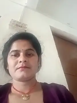 JULEE-740 online show from November 18, 2025, 9:45 am