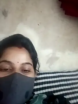 Snapshot of JULEE-740 chatting on September 17, 2025, 10:50 am JULEE-740 online show from September 17, 2025, 10:50 am