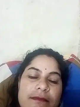 Snapshot of JULEE-740 chatting on October 15, 2025, 10:40 pm JULEE-740 online show from October 15, 2025, 10:40 pm