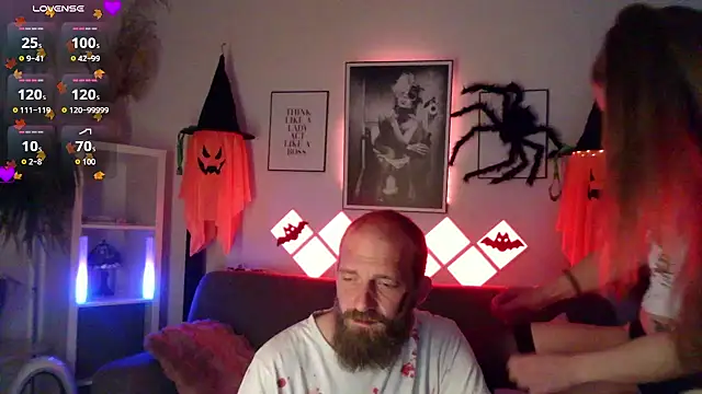 Snapshot of XBellaXundXUweX chatting on October 20, 2025, 6:30 pm XBellaXundXUweX online show from October 20, 2025, 6:30 pm