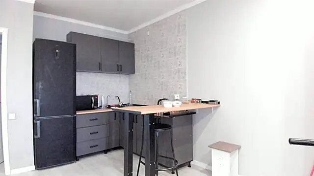 mimicherryy online show from September 24, 2025, 4:08 am