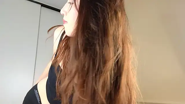 Snapshot of yayongg chatting on October 4, 2025, 12:28 pm yayongg online show from October 4, 2025, 12:28 pm