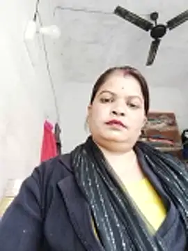 Rajnee33A online show from November 6, 2025, 11:25 am