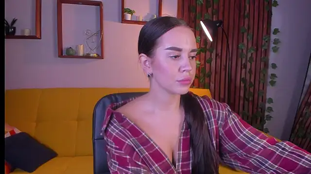 Snapshot of AmeliaRoyale chatting on September 20, 2025, 10:53 am AmeliaRoyale online show from September 20, 2025, 10:53 am