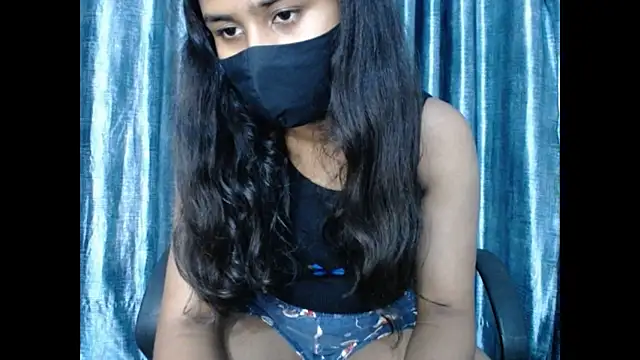 Snapshot of Vanya_7 chatting on October 6, 2025, 7:42 am Vanya 7 online show from October 6, 2025, 7:42 am