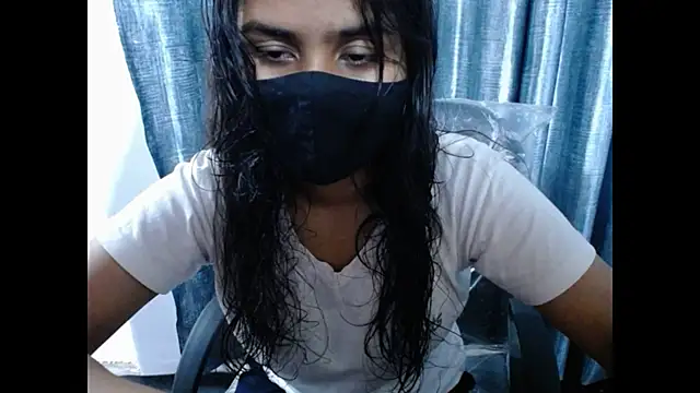 Snapshot of Vanya_7 chatting on October 13, 2025, 6:59 am Vanya 7 online show from October 13, 2025, 6:59 am