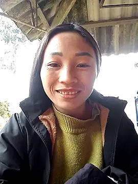 lucybaby00 online show from January 16, 2026, 2:37 am