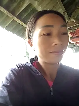 lucybaby00 online show from September 30, 2025, 9:37 am