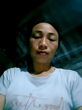 lucybaby00 online show from September 25, 2025, 10:49 pm