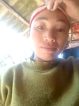 lucybaby00 online show from November 30, 2025, 3:51 am