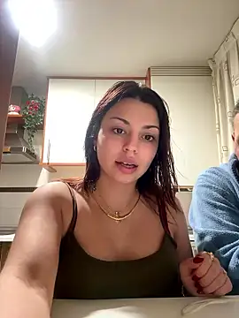 NoeliaGarcia17 online show from January 7, 2026, 11:10 pm