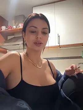 Snapshot of NoeliaGarcia17 chatting on October 21, 2025, 9:36 pm NoeliaGarcia17 online show from October 21, 2025, 9:36 pm