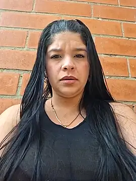 Snapshot of Eiimy_pretty chatting on October 10, 2025, 7:58 pm Eiimy pretty online show from October 10, 2025, 7:58 pm