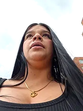 Snapshot of Eiimy_pretty chatting on September 28, 2025, 7:54 pm Eiimy pretty online show from September 28, 2025, 7:54 pm