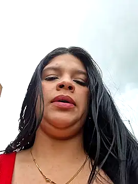 Snapshot of Eiimy_pretty chatting on October 23, 2025, 8:18 pm Eiimy pretty online show from October 23, 2025, 8:18 pm