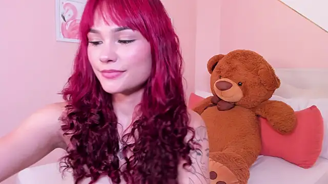 Snapshot of mae_lyra chatting on September 22, 2025, 9:43 pm mae lyra online show from September 22, 2025, 9:43 pm