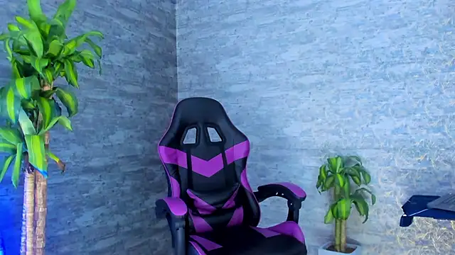 ArthurCox online show from October 15, 2025, 5:21 pm