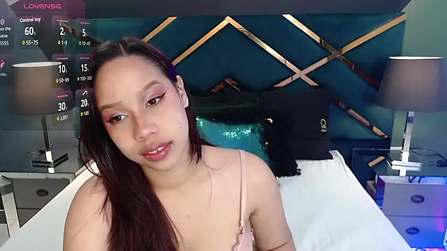 Luciegh  online show from September 14, 2025, 11:21 am