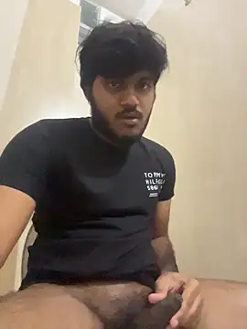 hotboy hyd1 online show from May 15, 2026, 9:35 pm