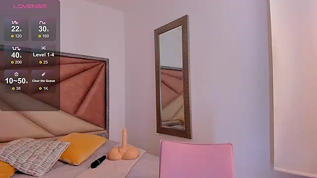 Snapshot of SaraWagner_ chatting on January 8, 2026, 1:11 am SaraWagner online show from January 8, 2026, 1:11 am