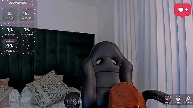 Snapshot of SaraWagner_ chatting on January 10, 2026, 12:28 am SaraWagner online show from January 10, 2026, 12:28 am