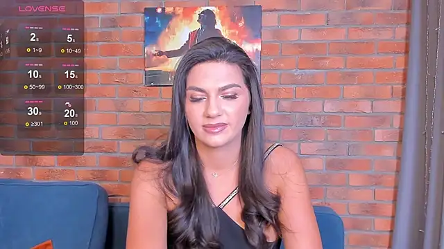 Andriana 1 online show from October 13, 2025, 8:43 pm