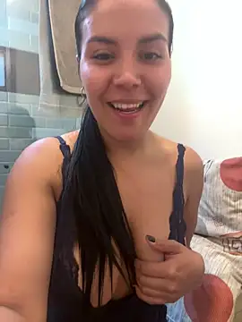 Snapshot of MacaW09 chatting on February 27, 2026, 2:01 am MacaW09 online show from February 27, 2026, 2:01 am