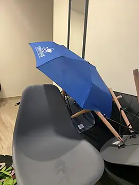 Snapshot of MacaW09 chatting on February 12, 2026, 11:15 pm MacaW09 online show from February 12, 2026, 11:15 pm