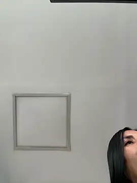 Snapshot of MacaW09 chatting on February 23, 2026, 5:24 pm MacaW09 online show from February 23, 2026, 5:24 pm