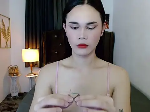 airyloove online show from October 25, 2025, 11:16 pm