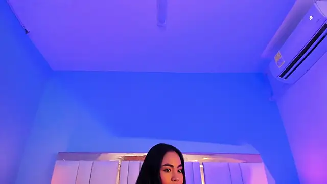 Snapshot of JadeeKhan chatting on September 26, 2025, 9:10 pm JadeeKhan online show from September 26, 2025, 9:10 pm